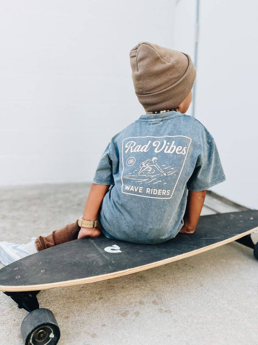 Rad Vibes Wave Rider | Tee